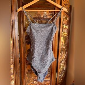 Vuori Grey Floral-Print One-Piece size Small